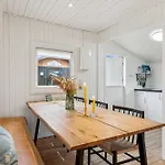 Charming Older With Several Terraces, Annex, Hot Tub And Shelter Just A Few Minutes Walk From Elsegarde And Close To エーベルトフト