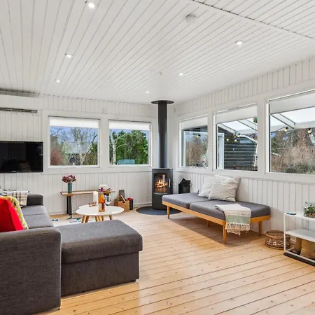 Cozy Older House By Elsegarde Holiday home *